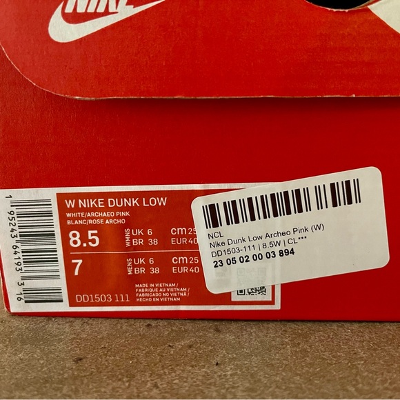 Nike Low Dunk White/Archeo Pink Size 8.5 NIB - Picture 8 of 8